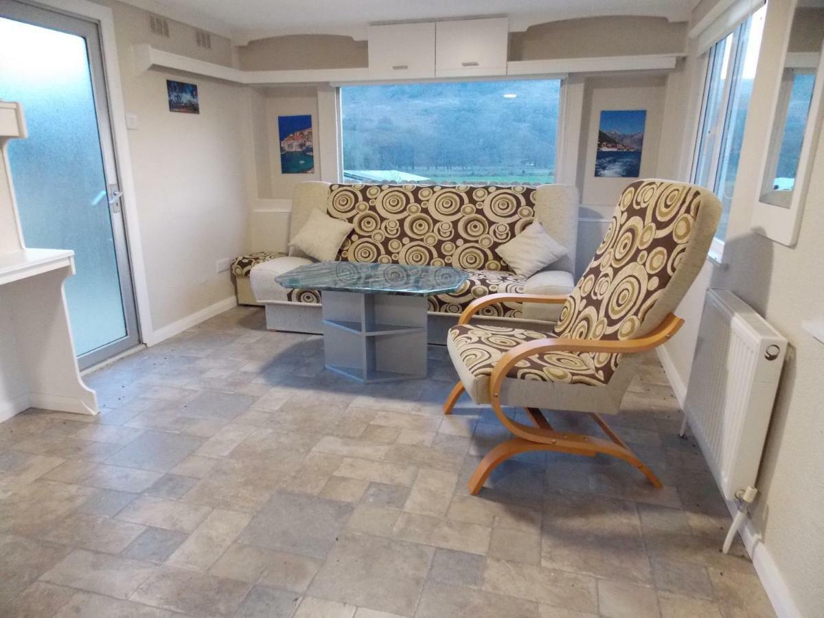 The Cabins Hotel Kirikee ภายนอก รูปภาพ